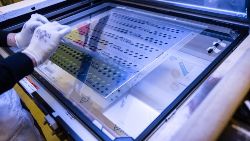 Advantages of photochemical machining