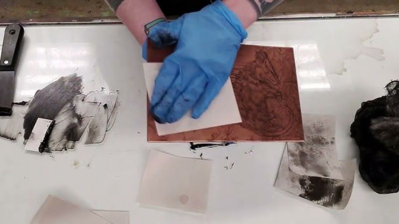 Applying the Photoresist